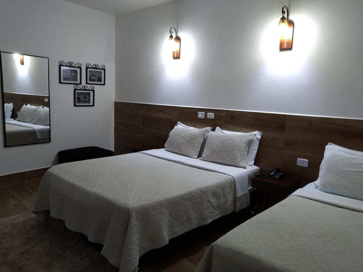 Medieval Hotel Tres Coracoes Bagian luar foto